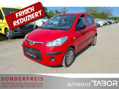 Gebraucht Hyundai i10 67 PS (49 kW) 2009 Electric red Kleinwagen