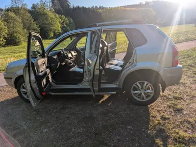 Używany Hyundai Tucson GLS 141 KM (103 kW) 2008 Czarny SUV