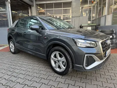 Gebraucht Audi Q2 S-Line 150 PS (110 kW) 2025 Grau SUV