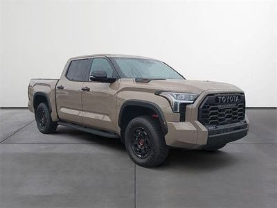 Braun Gebraucht 2025 Toyota Tundra Abholung | 91.400 € (Fairer Preis)