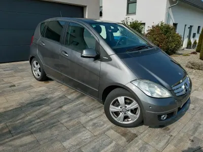 Gebraucht Mercedes A160 Avantgarde 82 PS (60 kW) 2010 Grau Kombi