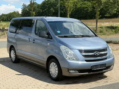 Gebraucht Hyundai H-1 170 PS (125 kW) 2010 Blau Van / Kleinbus