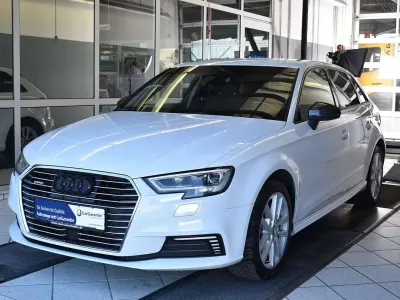 Begagnad Audi A3 Ambiente 204 HK (150 kW) 2020 Vit Sedan