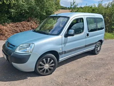 Gebraucht Peugeot Partner 109 PS (80 kW) 2003 Van / Kleinbus