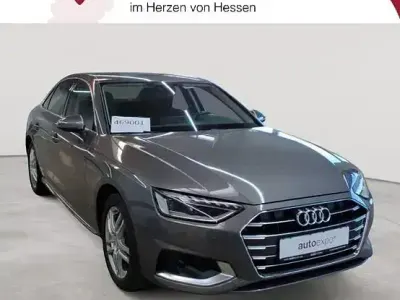 Gebraucht Audi A4 Advanced 163 PS (119 kW) 2021 Grau Limousine