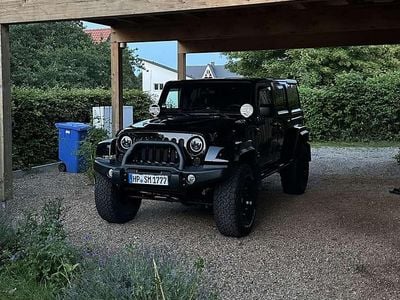 Gebraucht 2011 Jeep Wrangler Unlimited Sahara SUV | 28.800 €