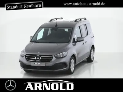 Gebraucht Mercedes T180 Progressive 116 PS (85 kW) 2025 Chromitgrau Van / Kleinbus