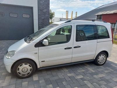 Mercedes Vaneo