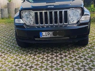 Schwarz Gebraucht 2009 Jeep Cherokee SUV | 4.000 € (Fairer Preis)