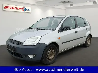 Gebraucht Ford Fiesta Basis 80 PS (58 kW) 2003 Grau Kleinwagen