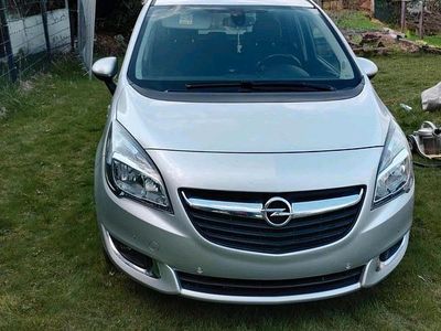 Usata Opel Meriva 140 CV (102 kW) 2016 Grigio Monovolume