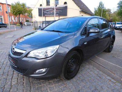 gebraucht Opel Astra DESIGN EDITION*2.HAND*AUT.*KLIMA*PDC*