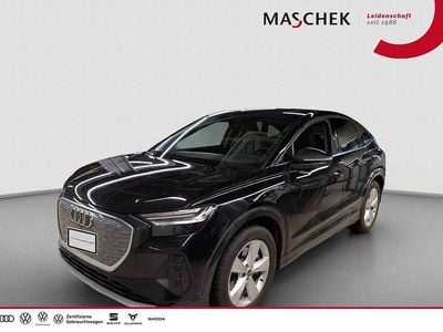 Mythosschwarz metallic Gebraucht 2024 Audi Q4 Sportback e-tron Ambiente SUV | 47.340 € (Guter Preis)