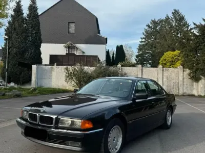 Second-hand BMW 735 235 CP (172 kW) 1997 Negru Berlinǎ