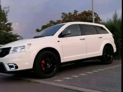 Gebraucht Fiat Freemont 140 PS (102 kW) 2012 Weiß SUV