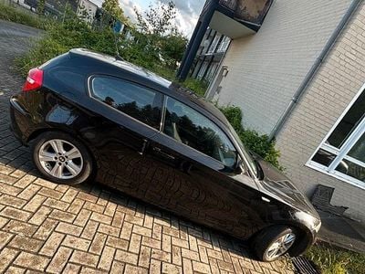 Gebraucht BMW 118 Coupé 143 PS (105 kW) 2011 Schwarz Coupé