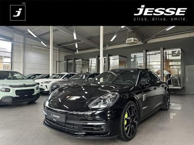 Porsche Panamera 4