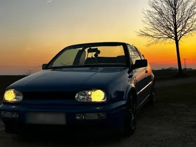 Gebraucht VW Golf Cabriolet 90 PS (66 kW) 1995 Blau Cabrio