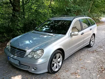 Gebraucht Mercedes C180 143 PS (105 kW) 2006 Silber Kombi