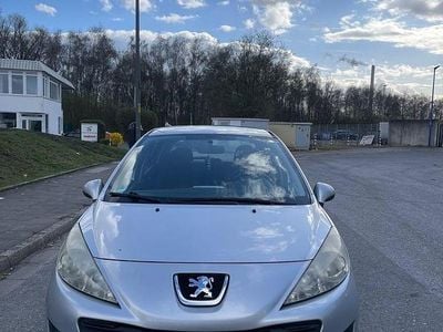 Gebraucht Peugeot 207 Tendance 73 PS (53 kW) 2009 Grau Limousine