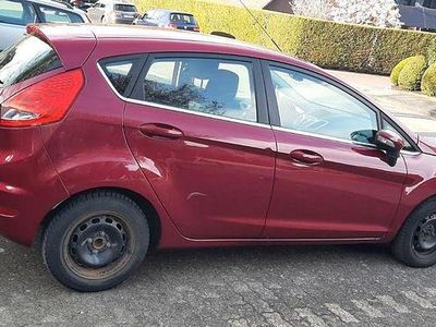 Gebraucht Ford Fiesta Titanium 82 PS (60 kW) 2012 Kleinwagen