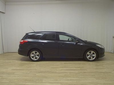 Gebraucht Ford Focus Trend 116 PS (85 kW) 2011 Panther schwarz (metallic) Kombi