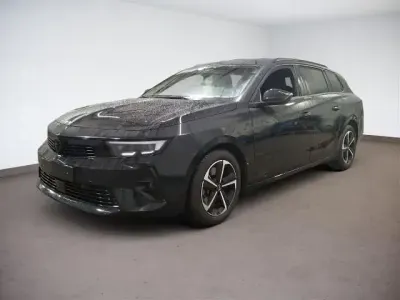 Gebraucht Opel Astra S 131 PS (96 kW) 2025 Lackierung schwarz perla nera/ Kombi