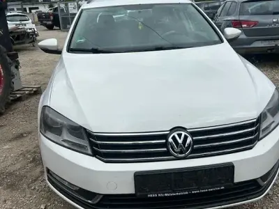 Gebraucht VW Passat Trendline 140 PS (102 kW) 2013 Weiß Kombi