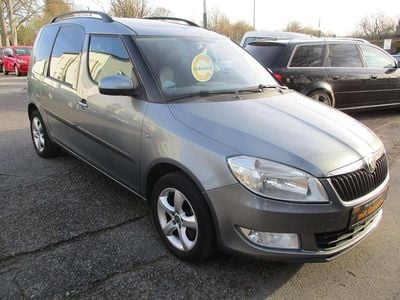 Gebraucht Skoda Roomster Comfort 105 PS (77 kW) 2011 Platin grau metallic Van / Kleinbus