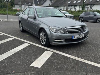 Gebraucht Mercedes C250 204 PS (150 kW) 2010 Grau Limousine