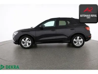 Gebraucht Audi Q3 Ambiente 150 PS (110 kW) 2023 Mythosschwarz SUV