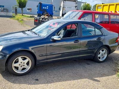 Mercedes C180