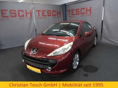 Gebraucht Peugeot 207 CC 150 PS (110 kW) 2007 Rot Cabrio