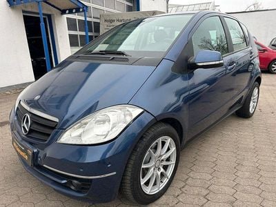Usata Mercedes A160 95 CV (69 kW) 2011 Blu Berlina