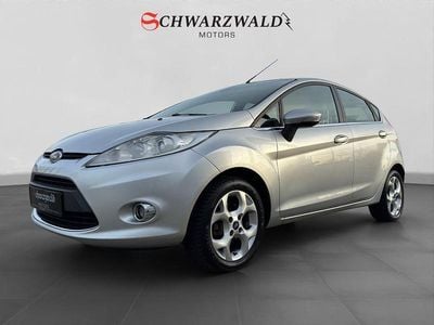 Silber Gebraucht 2011 Ford Fiesta Titanium Limousine | 4.700 € (Fairer Preis)