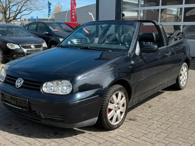 Używany VW Golf 116 KM (85 kW) 2001 Niebieski Kabriolet