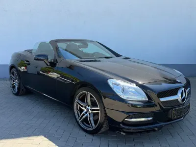 Second-hand Mercedes SLK200