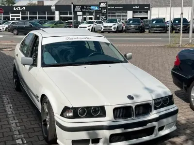 Gebraucht BMW 316 Sport Line 102 PS (75 kW) 1995 Weiß Limousine