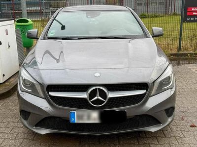 Mercedes CLA200