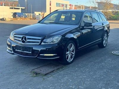 Gebraucht Mercedes C220 170 PS (125 kW) 2012 Schwarz Kombi