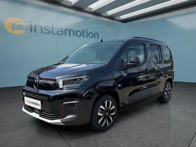 Neu Citroën Berlingo XTR 131 PS (96 kW) 2026 Schwarz Van / Kleinbus