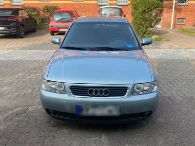 Gebraucht Audi A3 102 PS (75 kW) 2003 Blau Kleinwagen