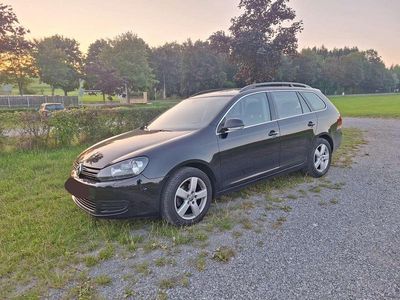 Schwarz Gebraucht 2012 VW Golf VII Comfortline Kombi | 5.900 € (Fairer Preis)