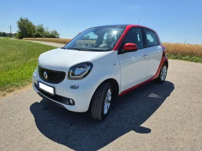 Gebraucht Smart ForFour 90 PS (66 kW) 2019 Weiß Kleinwagen
