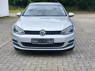 Gebraucht VW Golf VII 110 PS (80 kW) 2015 Silber Kombi