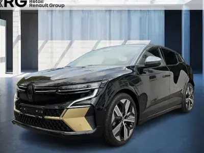 Usado Renault Megane E-Tech Iconic 160 kW (218 CV) 2022 Negro Berlina