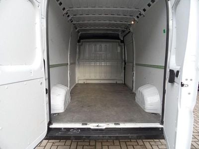 Usata Opel Movano Edition 140 CV (102 kW) 2024 Bianco Furgone