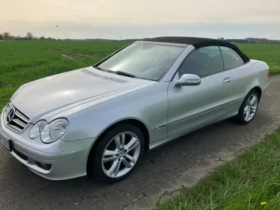 Gebraucht Mercedes CLK200 Avantgarde 184 PS (135 kW) 2007 Silber Cabrio