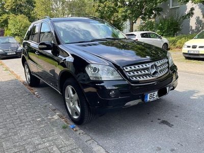 Mercedes ML320