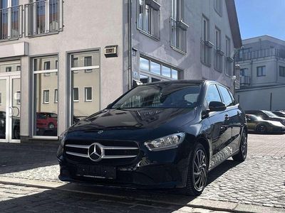 Gebraucht Mercedes B250e 295 PS (216 kW) 2022 Nachtschwarz Van / Kleinbus